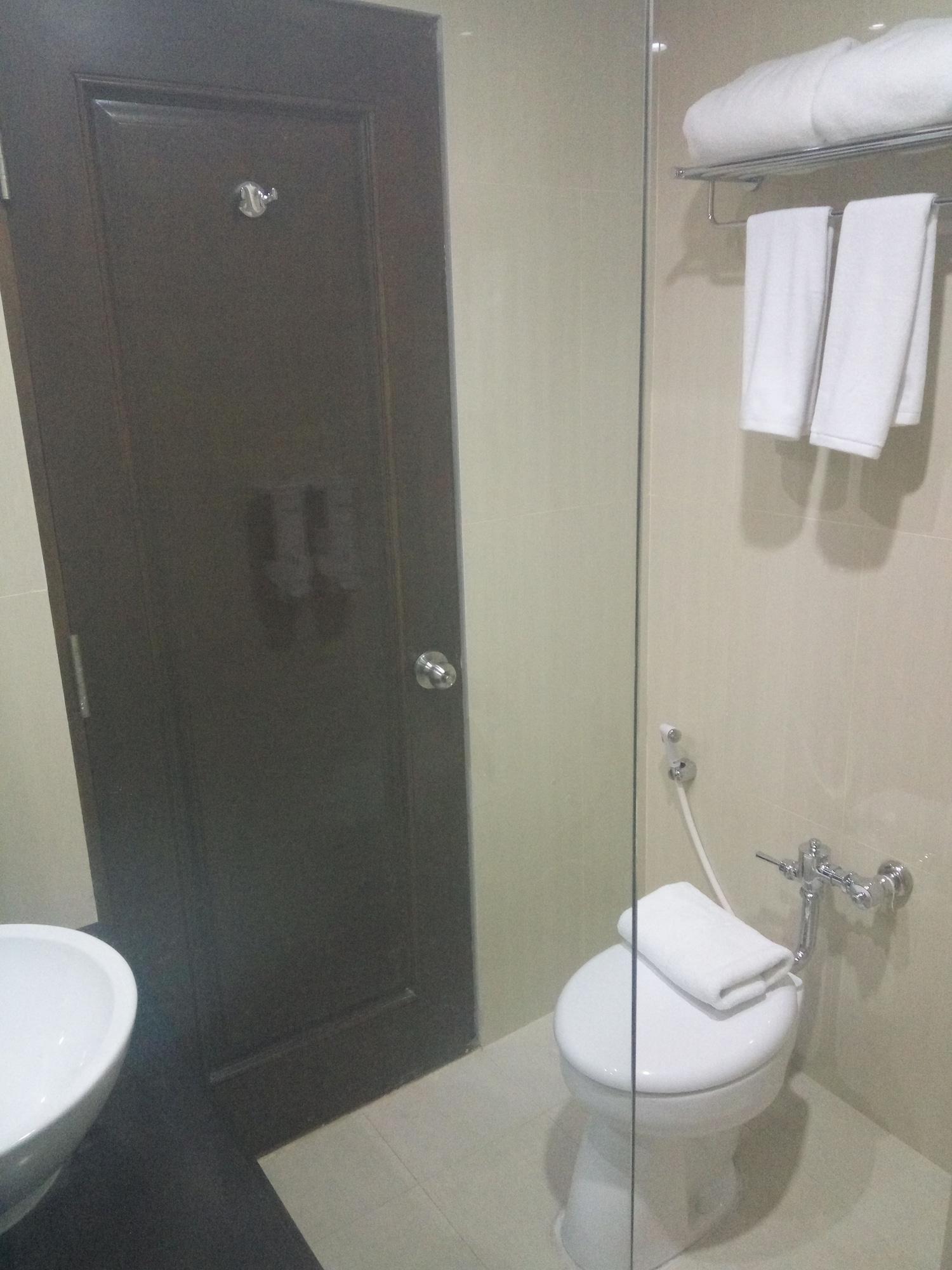 Tara Hotel Yogyakarta Tugu Εξωτερικό φωτογραφία