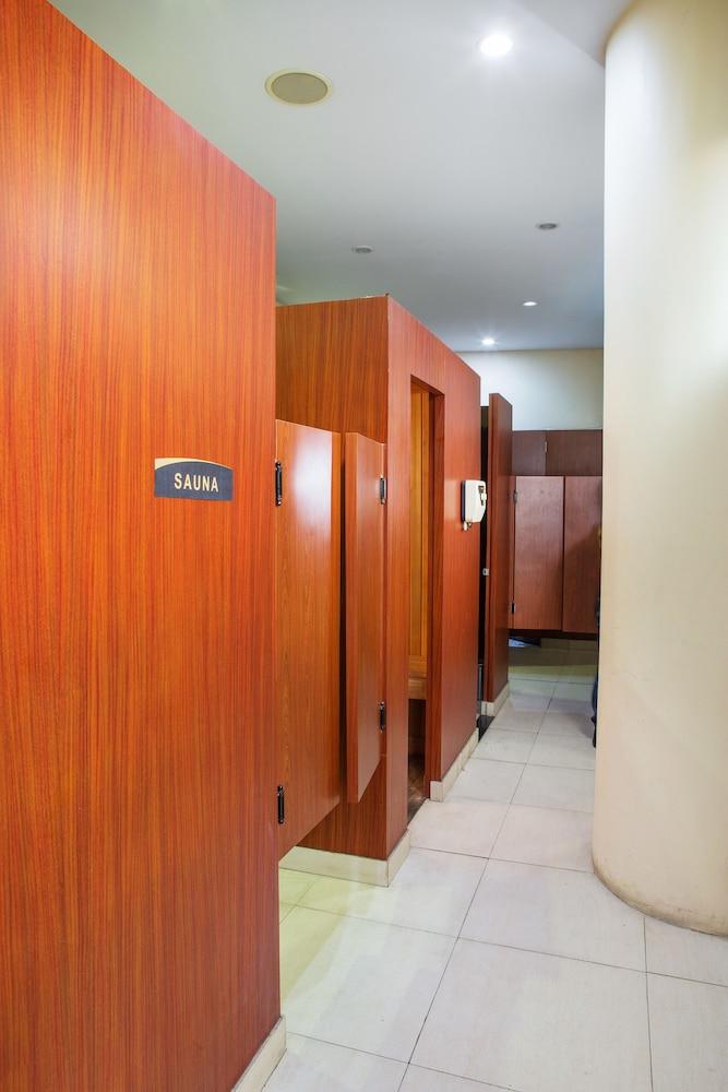 Tara Hotel Yogyakarta Tugu Εξωτερικό φωτογραφία