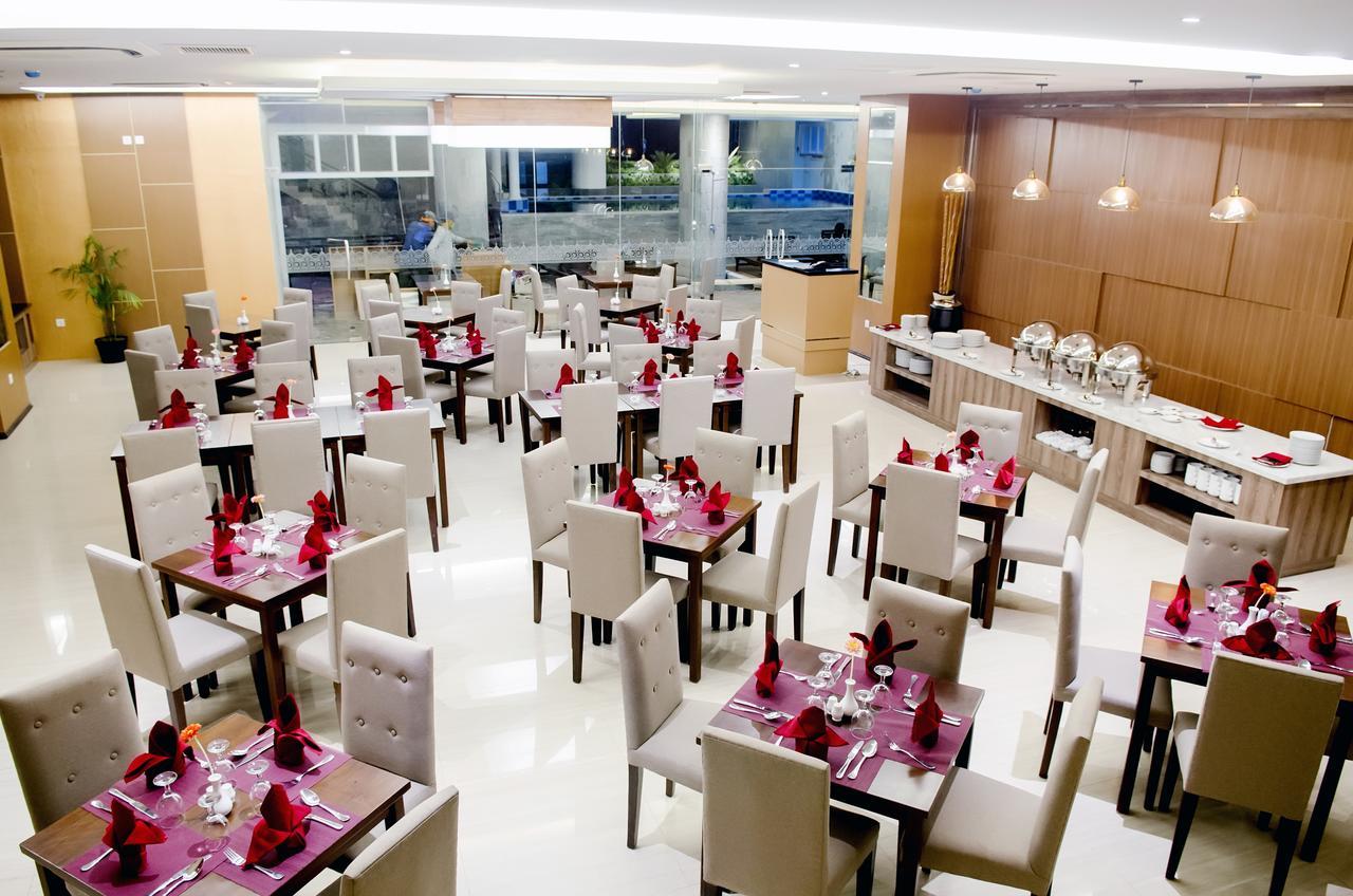 Tara Hotel Yogyakarta Tugu Εξωτερικό φωτογραφία