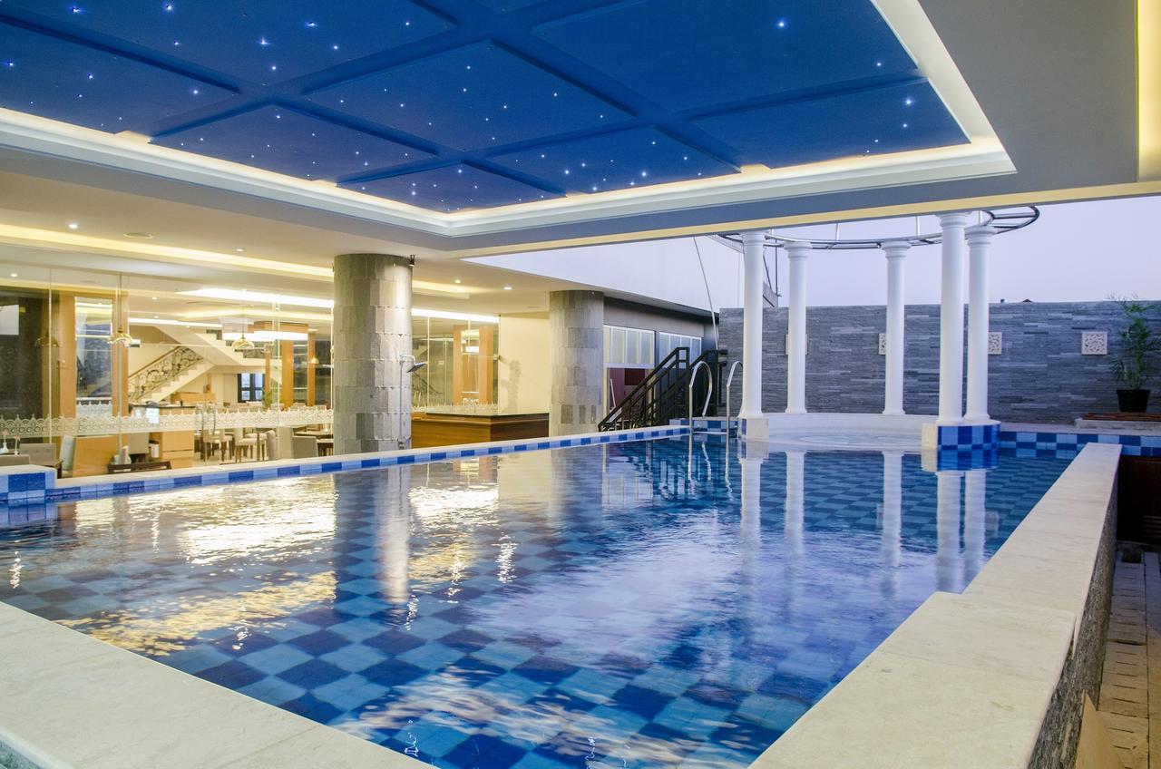 Tara Hotel Yogyakarta Tugu Εξωτερικό φωτογραφία
