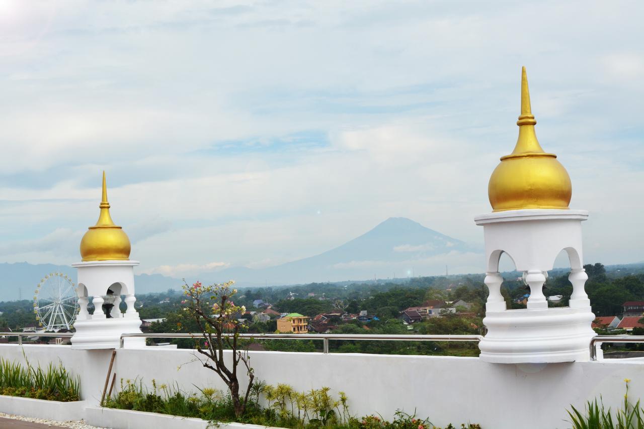 Tara Hotel Yogyakarta Tugu Εξωτερικό φωτογραφία