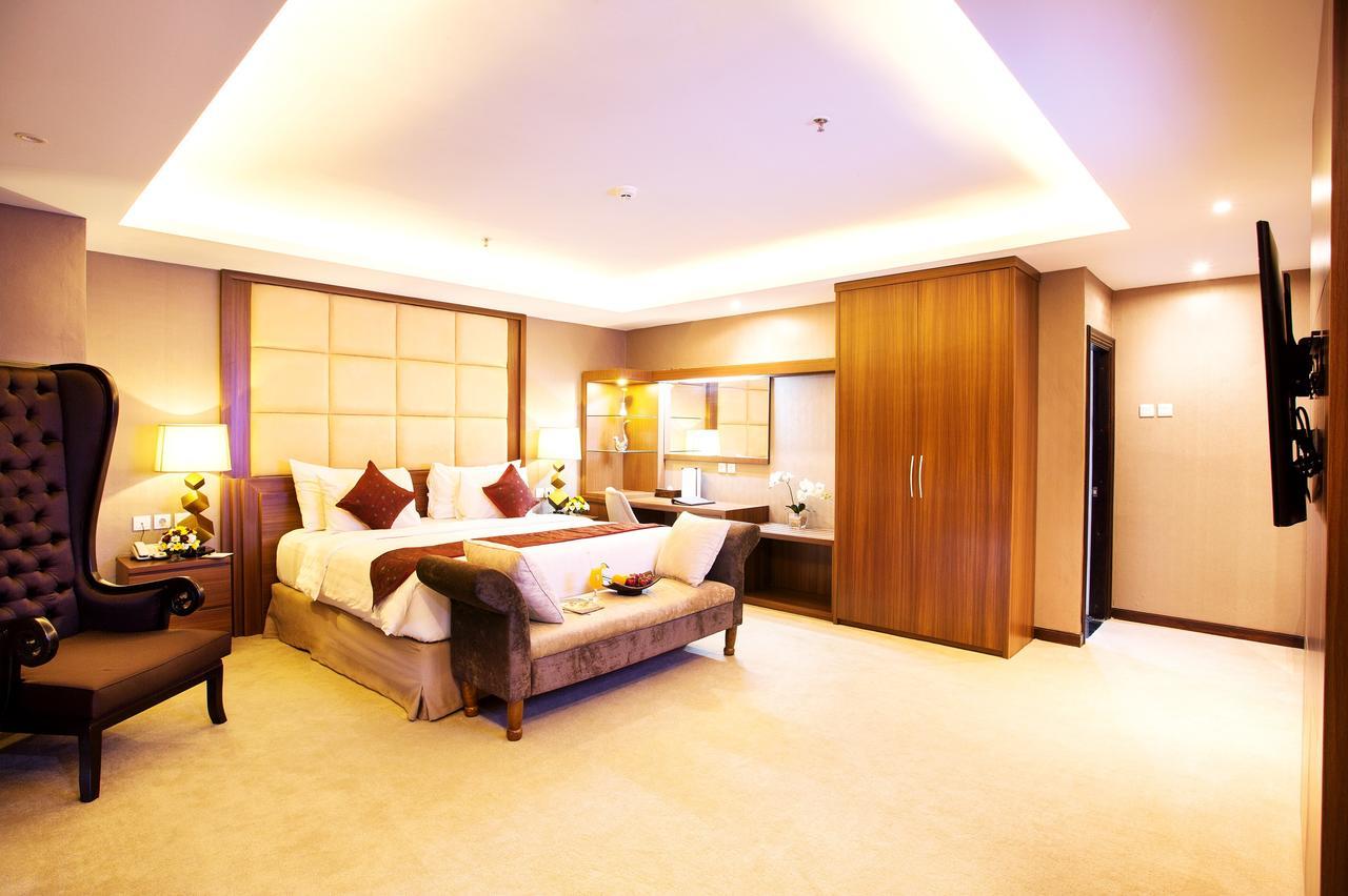 Tara Hotel Yogyakarta Tugu Εξωτερικό φωτογραφία