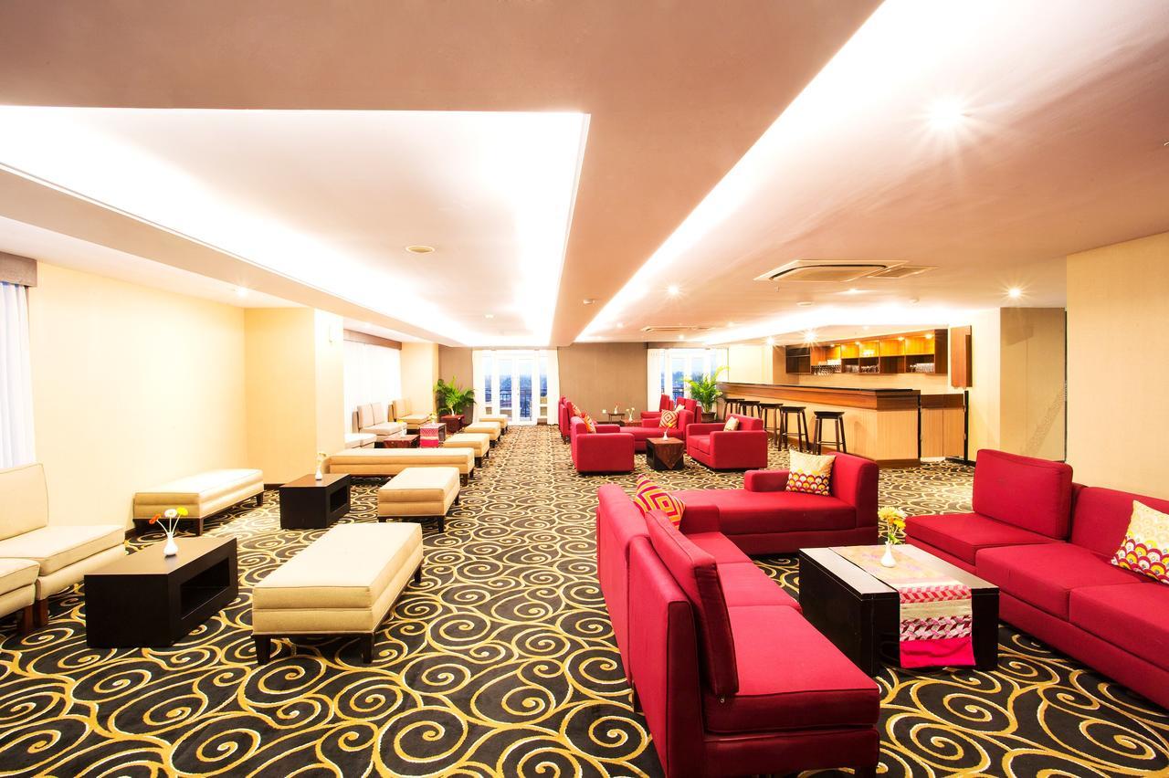Tara Hotel Yogyakarta Tugu Εξωτερικό φωτογραφία