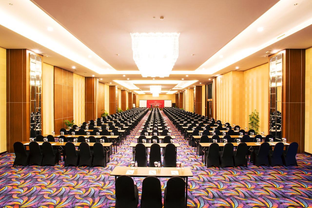 Tara Hotel Yogyakarta Tugu Εξωτερικό φωτογραφία