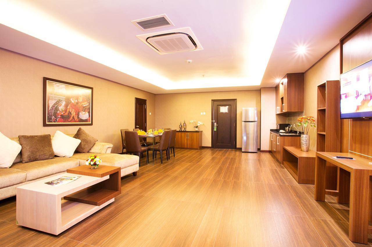 Tara Hotel Yogyakarta Tugu Εξωτερικό φωτογραφία