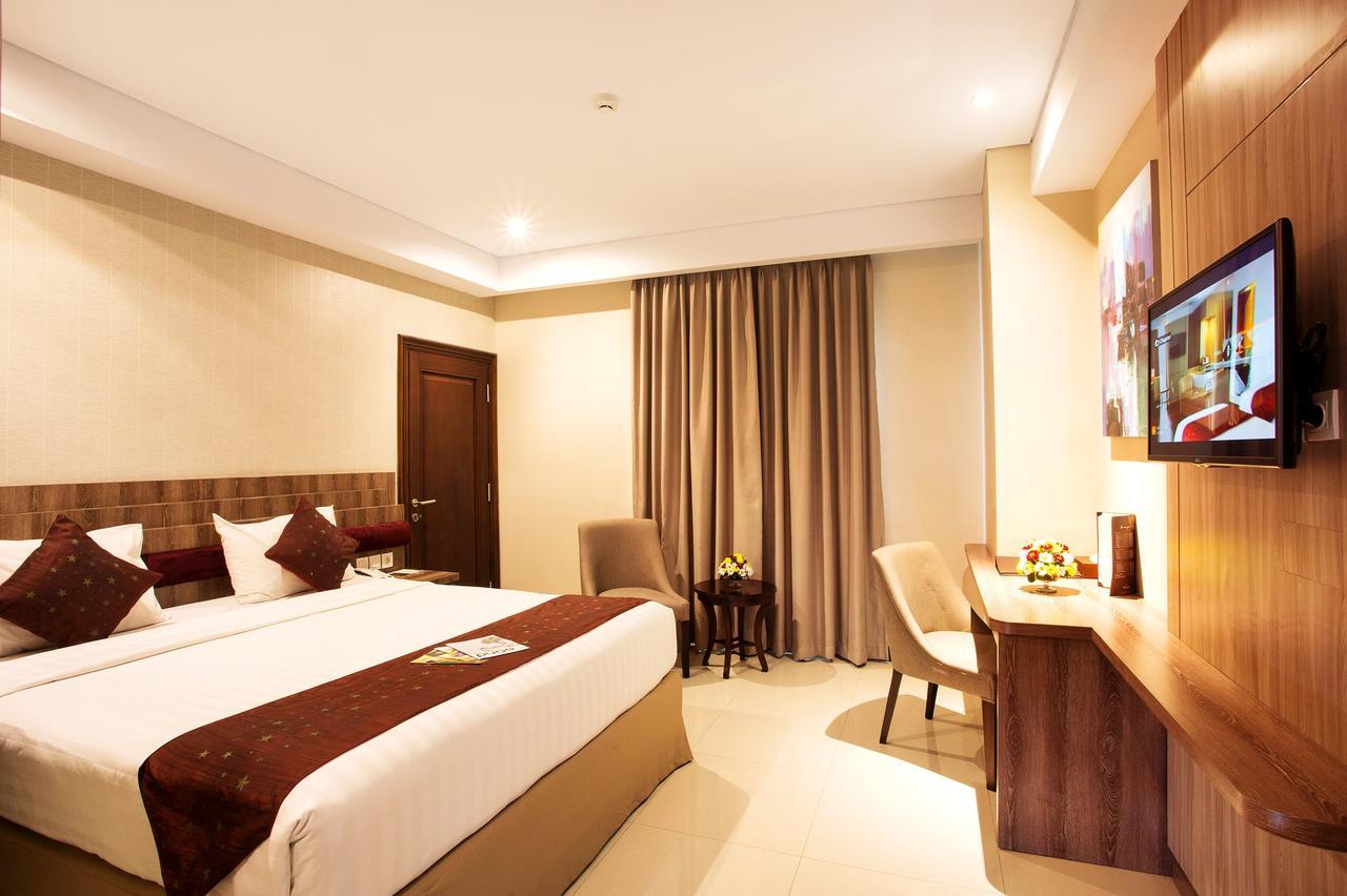 Tara Hotel Yogyakarta Tugu Εξωτερικό φωτογραφία